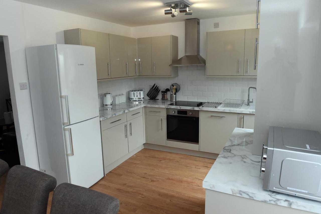 הוילה Kiveton Park 99 Stoney Bank Drive מראה חיצוני תמונה